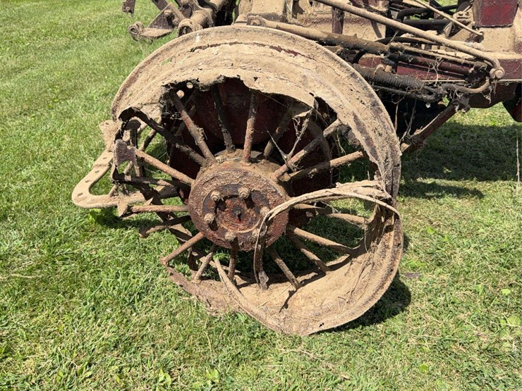 farmall-f-20-image-23