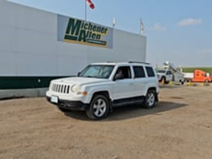 2011-jeep-patriot-image-23