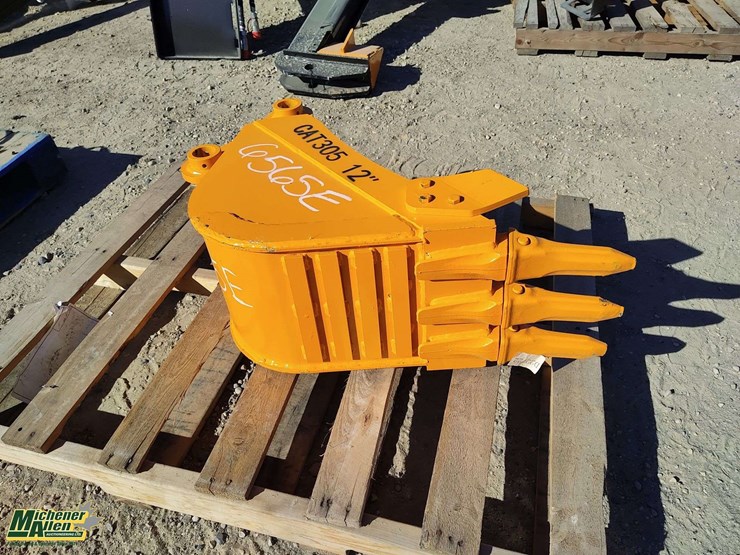 caterpillar-305-image-4