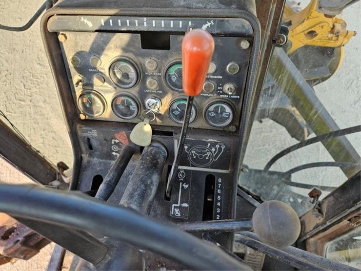 2012-deere-770a-image-42