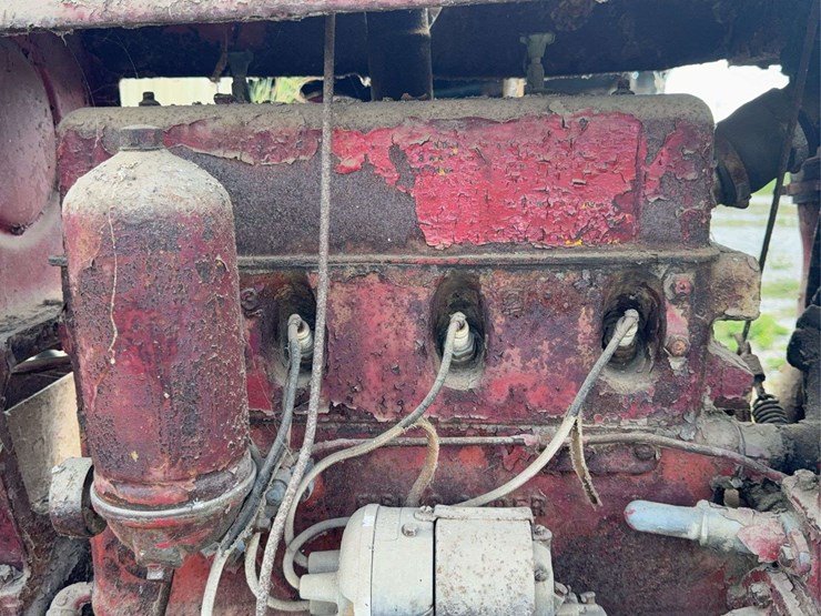farmall-f-20-image-42