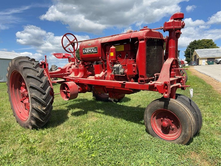 farmall-f-30-image-1