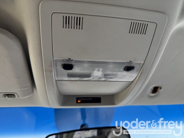 2010-chevrolet-silverado-1500-image-36