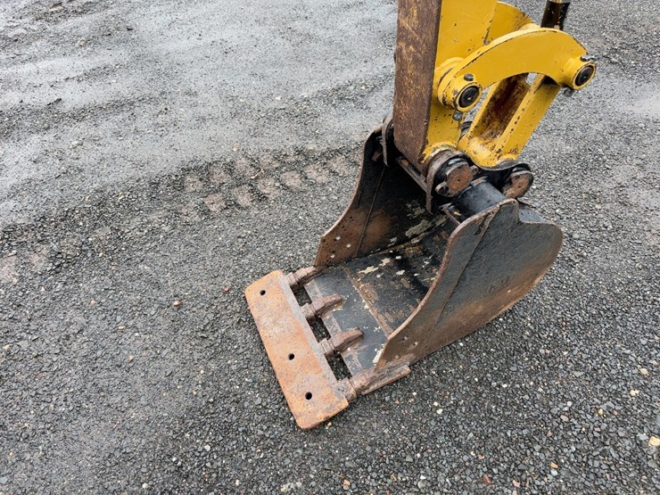 2016-caterpillar-304e2-cr-image-15