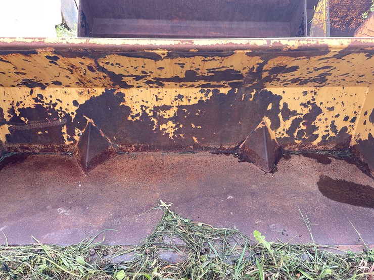 #1286-•-front-loader-bucket-attachment-image-10