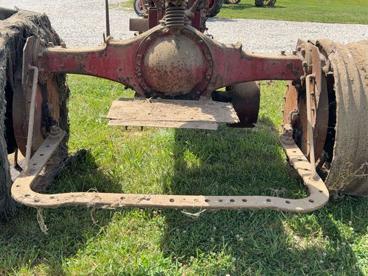 farmall-f-20-image-26