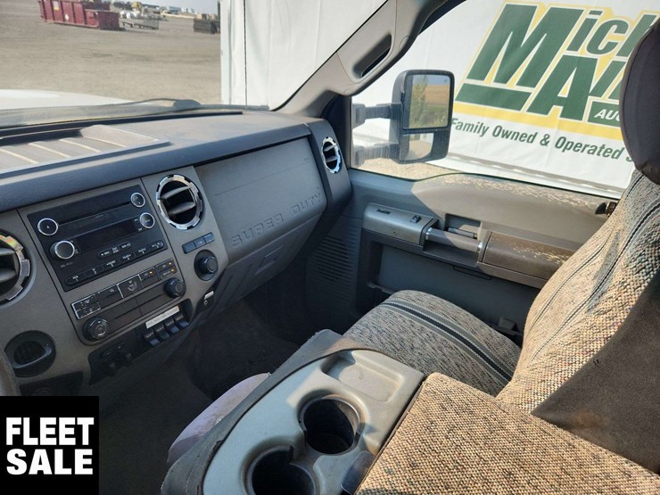 2013-ford-f550-image-9