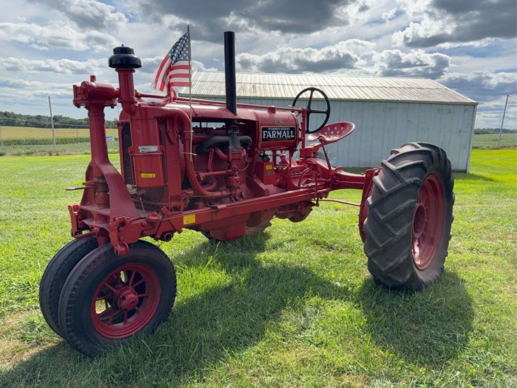 farmall-f-20-image-11