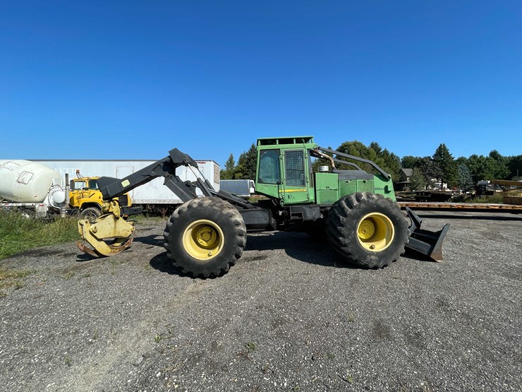 2000-john-deere-660-image-2