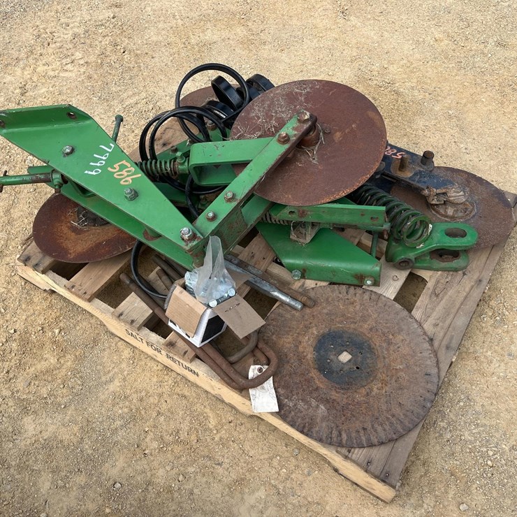 Planter Fertilizer opener parts