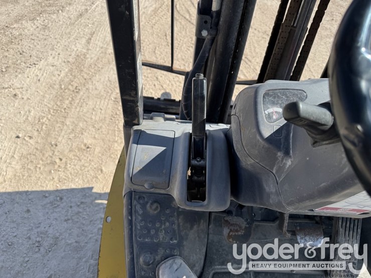 2018-komatsu-fg25t-16-image-21