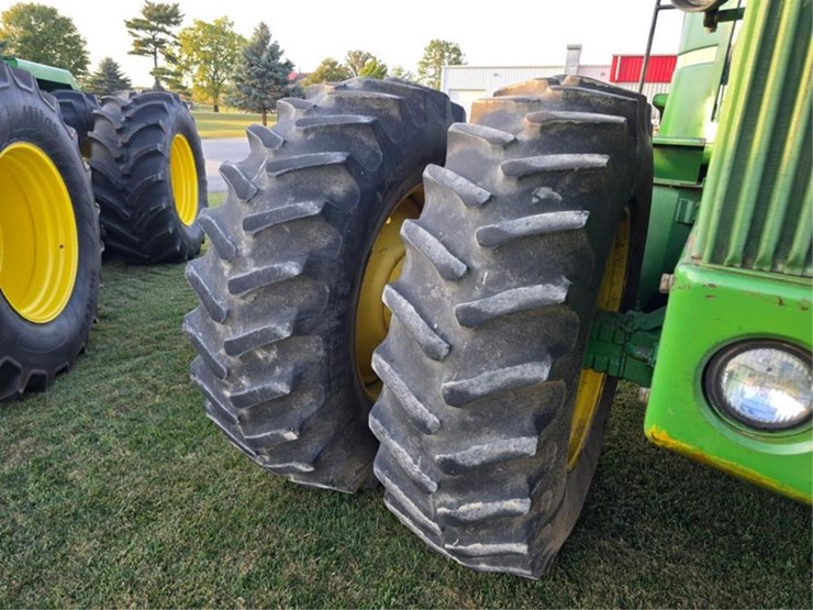 john-deere-8640-image-15