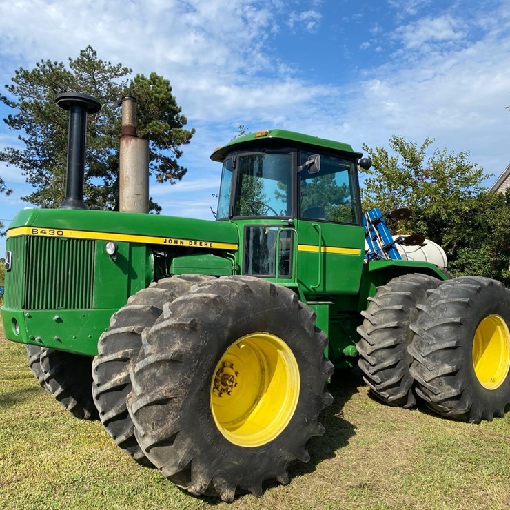 JOHN DEERE 8430