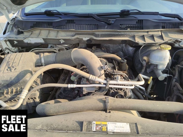 2020-ram-1500-classic-image-22