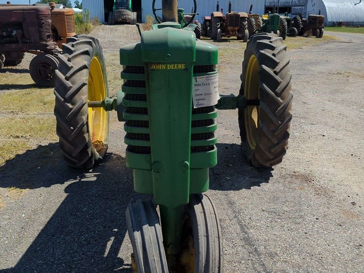 john-deere-b-image-2