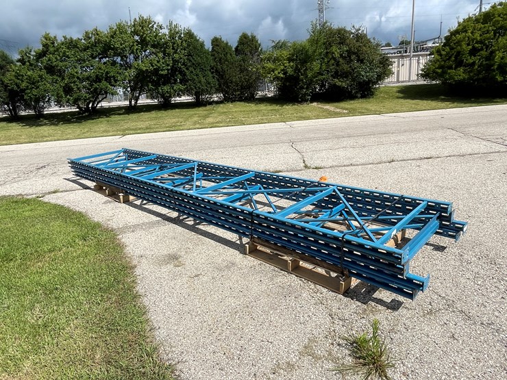 #1353-•-20'-pallet-racking-uprights-image-3