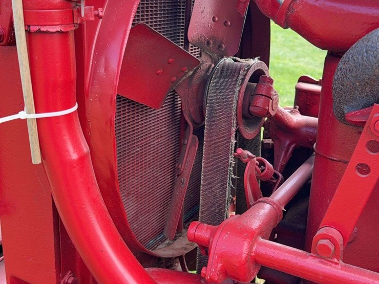 farmall-f-20-image-56