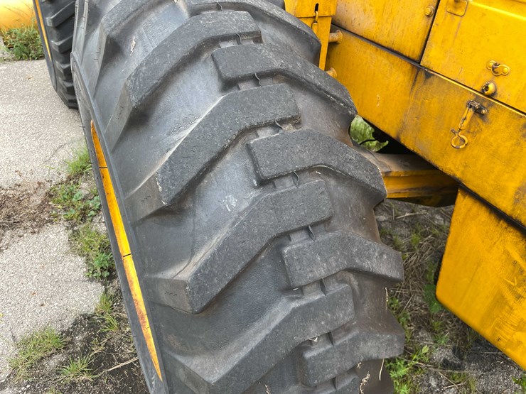 #1108-•-hough-60-b-payloader-(located-in-appleton,-wi)-image-21