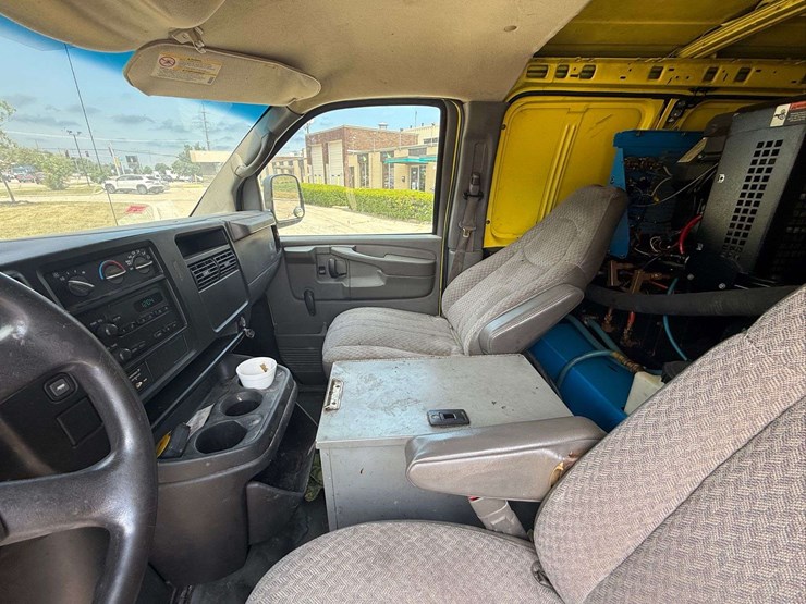 gmc/chev-mileage-146,909.00-vin-#-1gchg39v471181316-runs-and-drives.-needs-a-battery-image-20