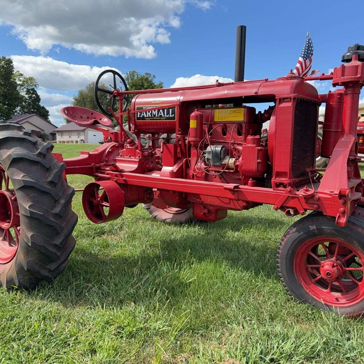 Farmall F-20
