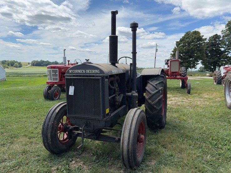 mccormick-deering-w-30-image-9