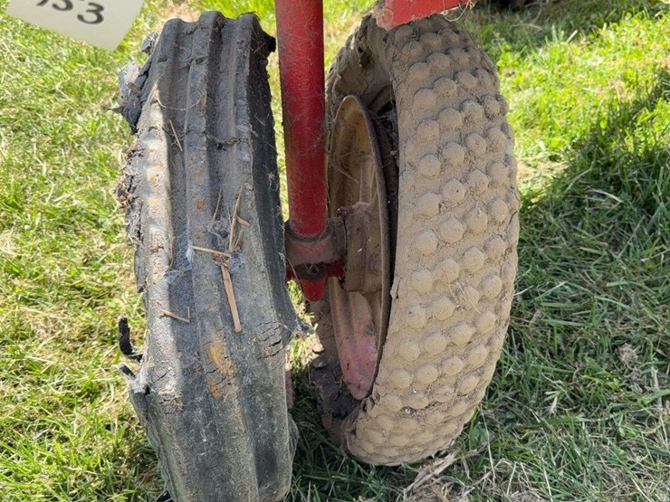farmall-f-12-image-16