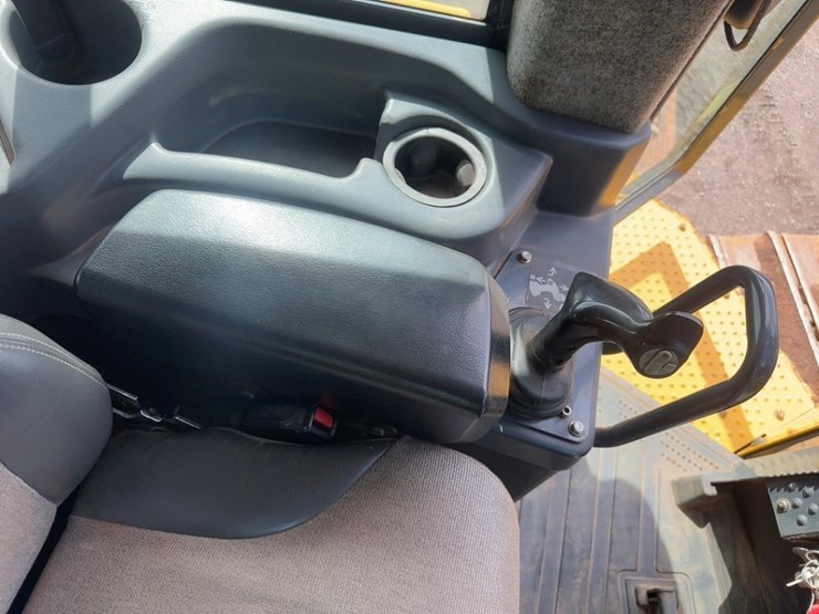 2019-deere-950k-image-65