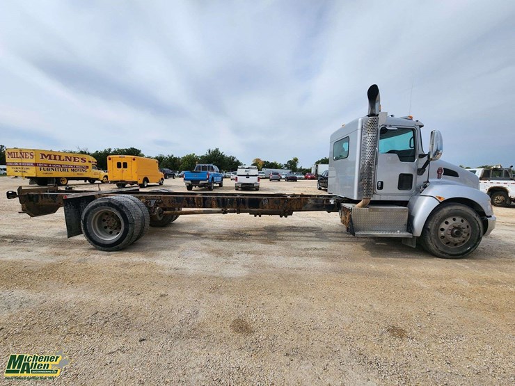 2009-kenworth-t370-image-5