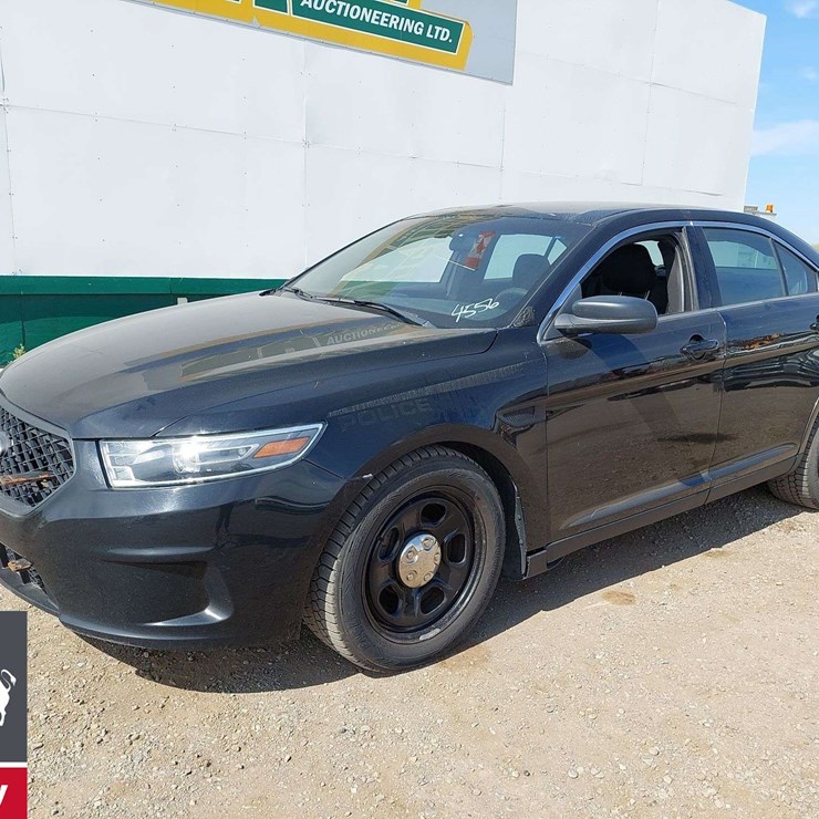 2015 Ford Taurus AWD 4dr Sedan