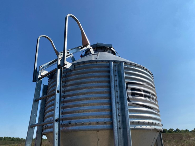 brock-feed-bin-image-3