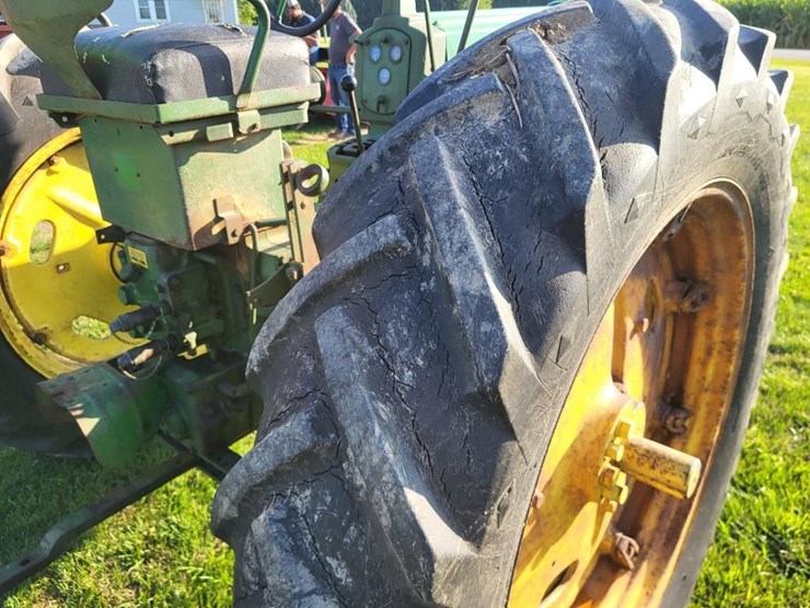 john-deere-50-image-25