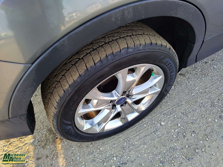 2014-ford-escape-se-image-22