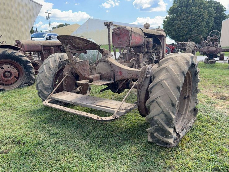 farmall-f-20-image-7