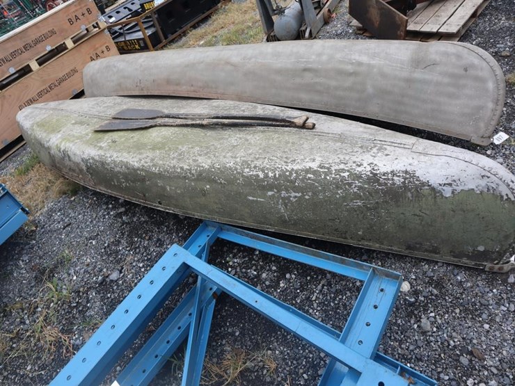 canoe-w/-square-stern-image-3
