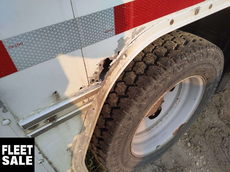 2013-ford-f550-image-36