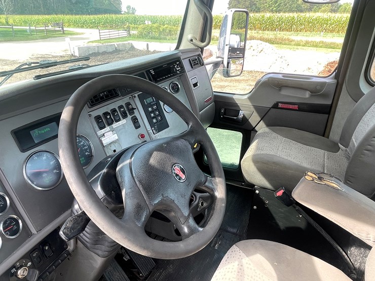 2013-kenworth-t370-image-60