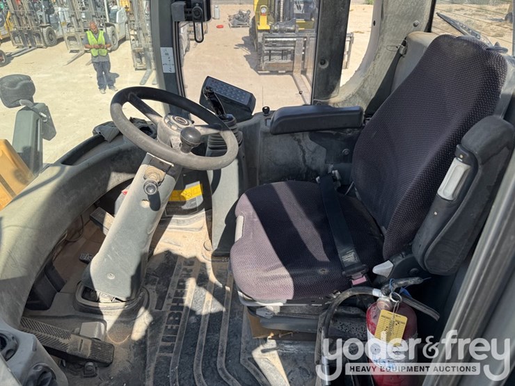 2014-liebherr-l550ind-image-21