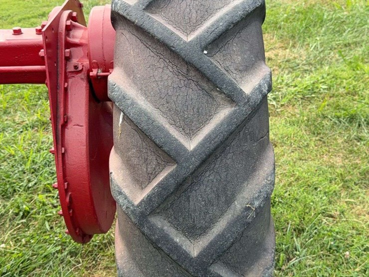 farmall-f-20-image-31