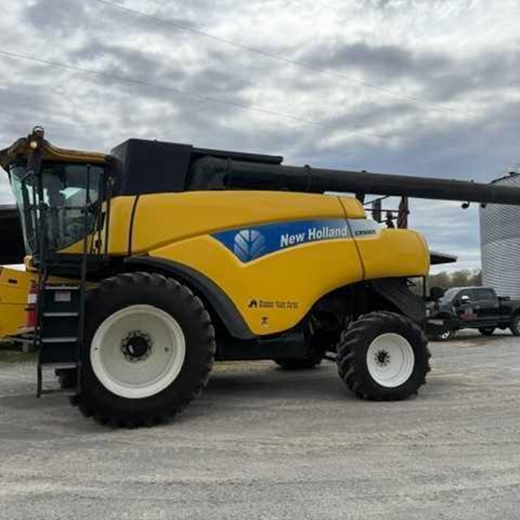 2011 NEW HOLLAND CR9065
