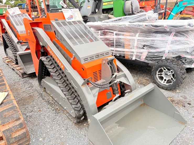 hrc700-mini-skid-steer-image-9