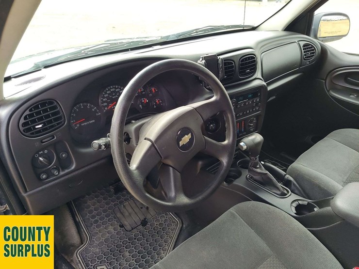 2009-chevrolet-trailblazer-image-13