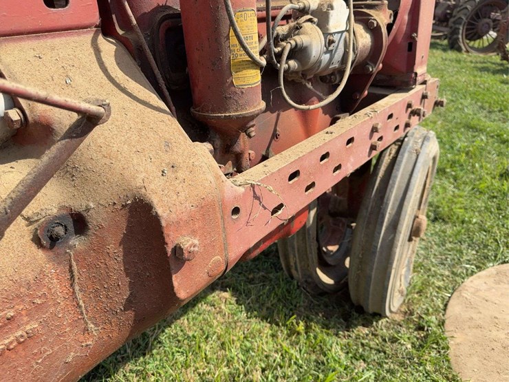 farmall-h-image-24