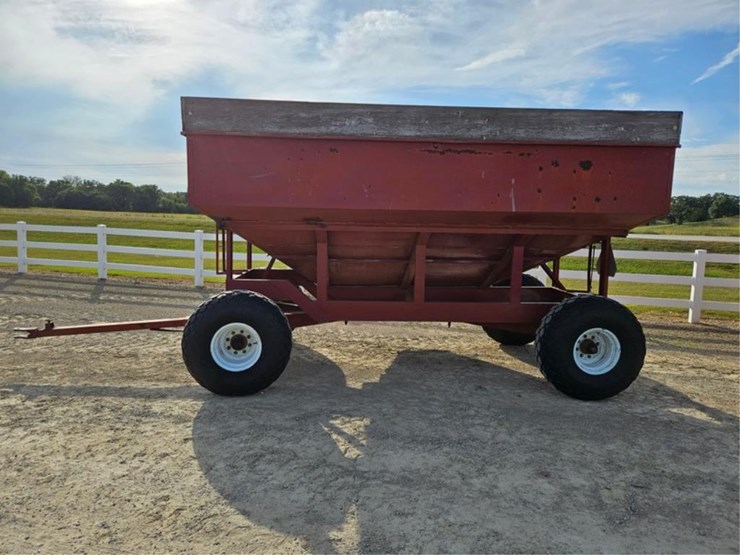 m&w-little-red-wagon-image-2