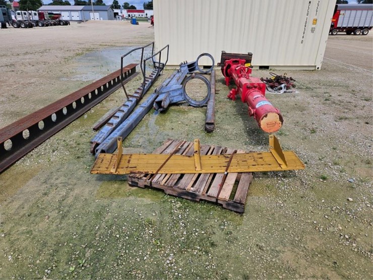 #317-•-pipe-co-inc-d6-32-pile-driver-image-43