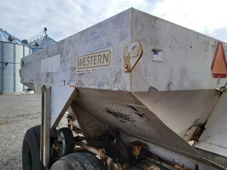 western-simonsen-n64l-tandem-axle-lime/fertilizer-spreader-image-19