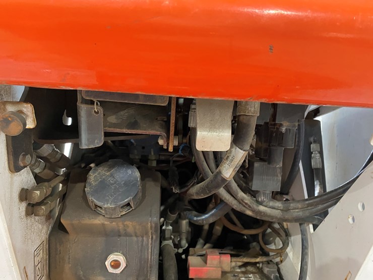 2021-bobcat-mt55-image-41