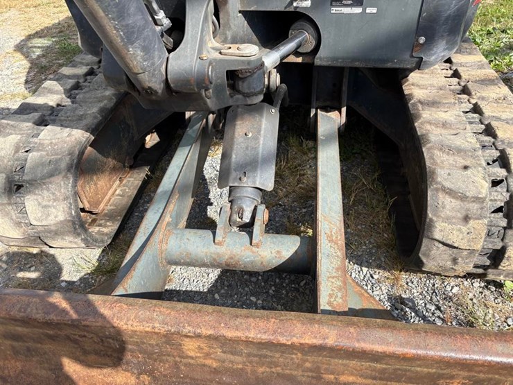 2022-bobcat-e50-image-37
