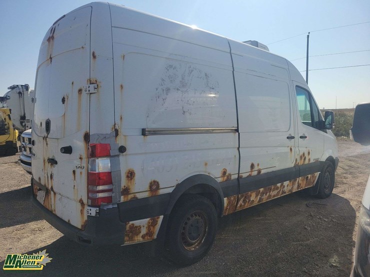 2007-dodge-sprinter-2500-image-4