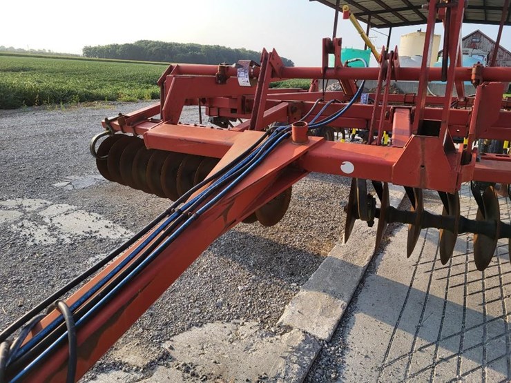 case-ih-4200-image-11