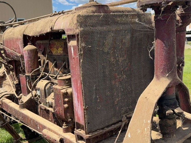 farmall-f-20-image-38